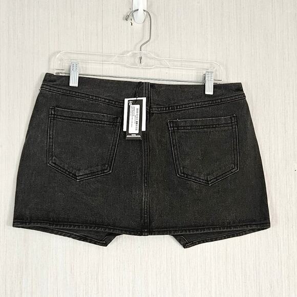 PLT Prettylittlething Petite Washed Black Denim Micro Mini Skirt - sz US 8 - NWT - Picture 4 of 8